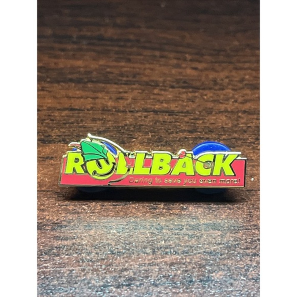 Walmart Smiley Robin Hood Rollback "Daring To Save You Even More!" Lapel Hat Pin